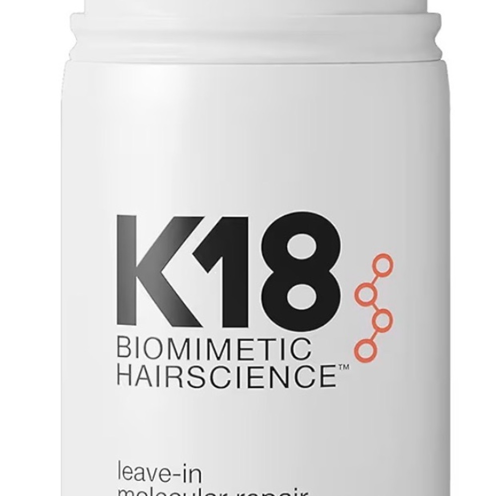 K18 Biomimetic Hairscience Repair Mask 50 ML
RETAIL 75 Dollars for 50ML
BOXED